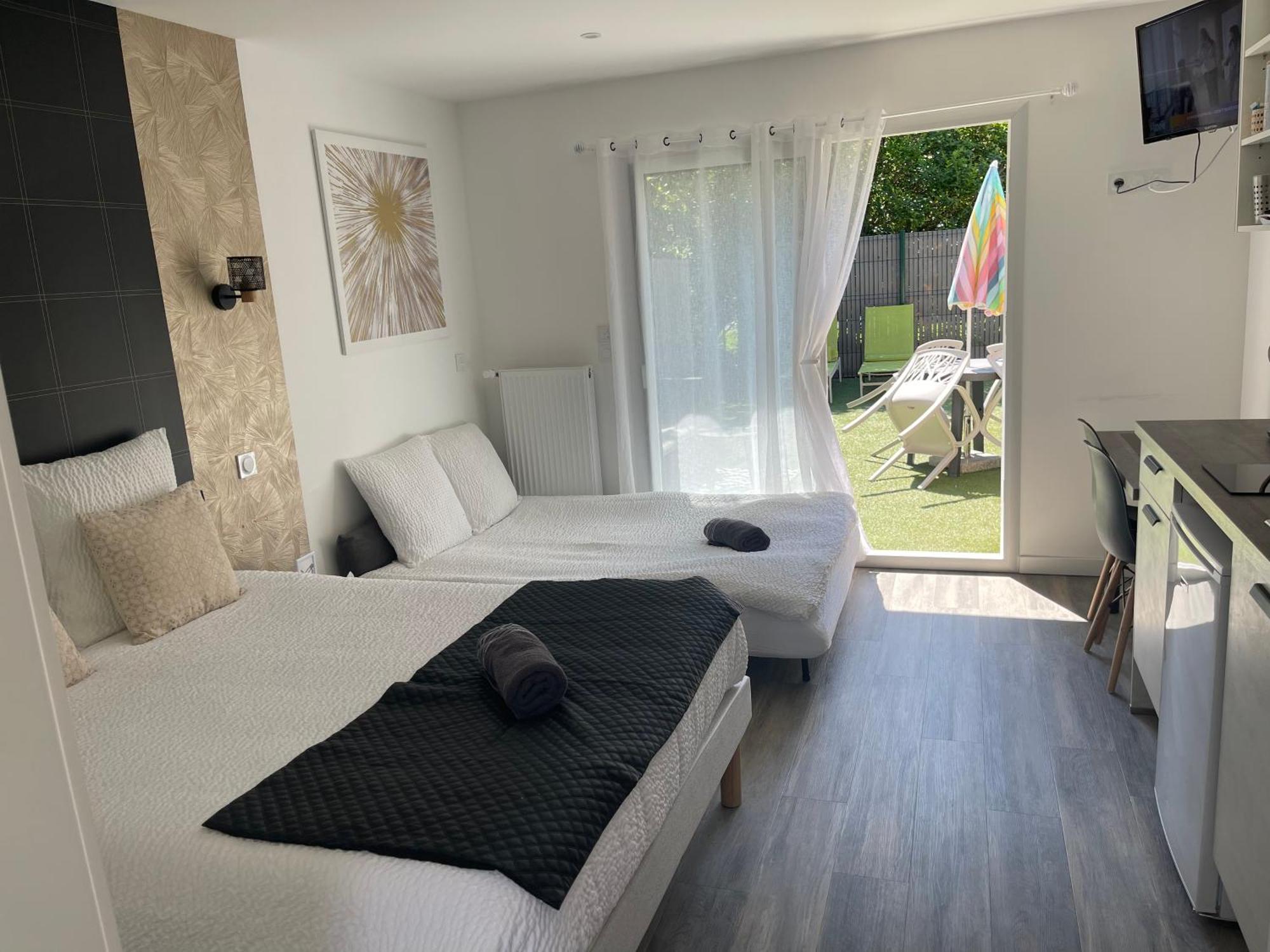 مبيت وإفطار La Ravoire Jardin Prive 2 المظهر الخارجي الصورة